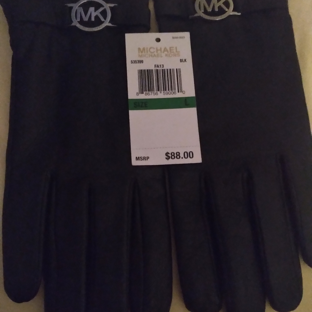 MIchael Kors Womans Gloves Size L